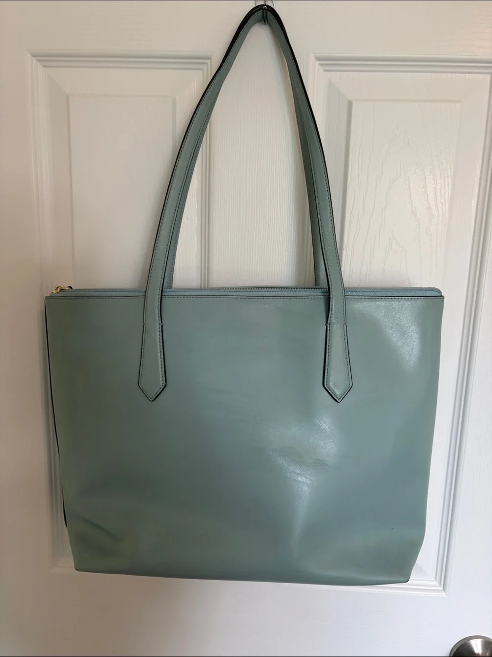 Kate Spade New York Cassy leather tote with bow charm